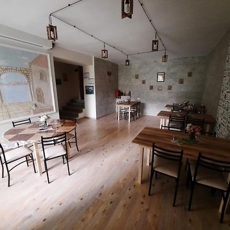 Anna Home B&B Арені Екстер'єр фото